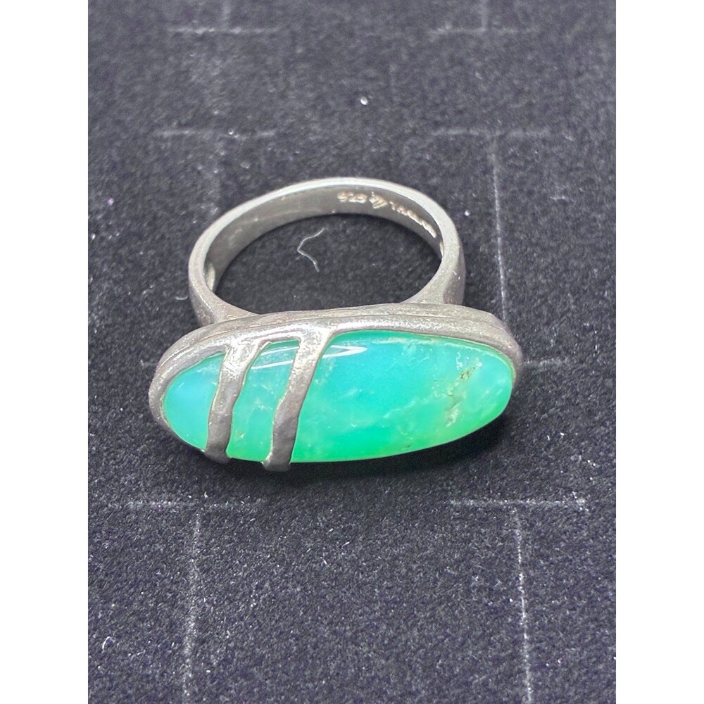 Silpada Vintage Ring size 8, in excellent condition.